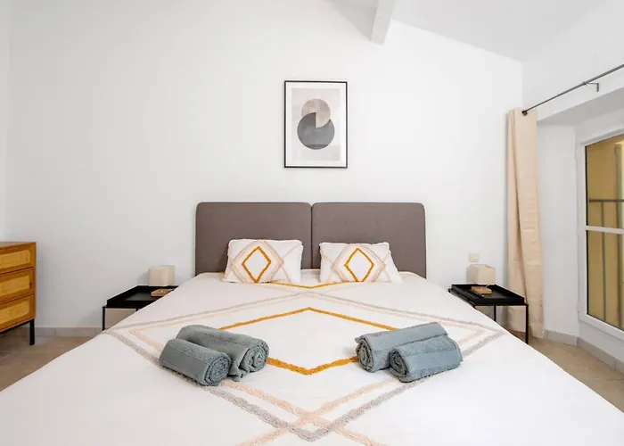 Elegance Au Coeur Du Vieil 2 Climatisation 6 Personnes Lägenhet *