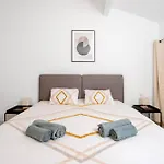 Elegance Au Coeur Du Vieil 2 Climatisation 6 Personnes Apartment *