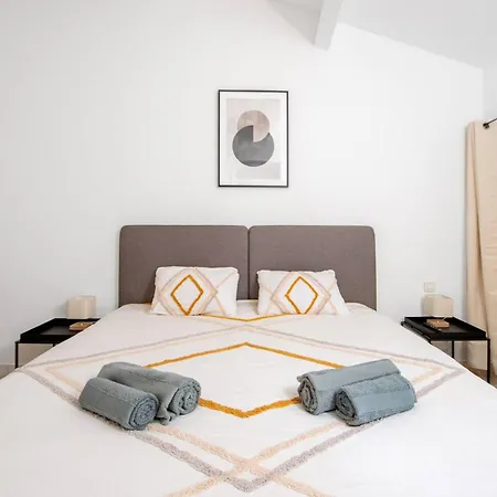 élégance Au Cœur Du Vieil 2 Climatisation 6 Personnes Apartamento *