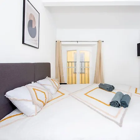 شقة Elegance Au Coeur Du Vieil 2 Climatisation 6 Personnes أنتيب