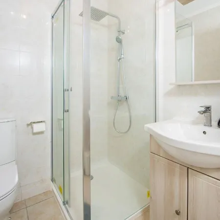 Elegance Au Coeur Du Vieil 2 Climatisation 6 Personnes * Antibes