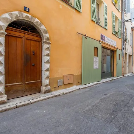 Apartamento élégance Au Cœur Du Vieil 2 Climatisation 6 Personnes *