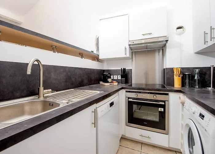 élégance Au Cœur Du Vieil 2 Climatisation 6 Personnes Apartamento *