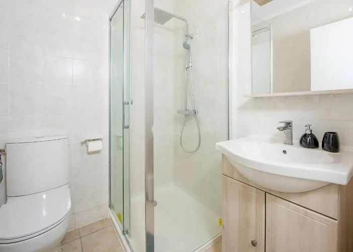 élégance Au Cœur Du Vieil 2 Climatisation 6 Personnes * Antibes